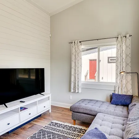 3 Mi To Duke Downtown Durham Cottage!